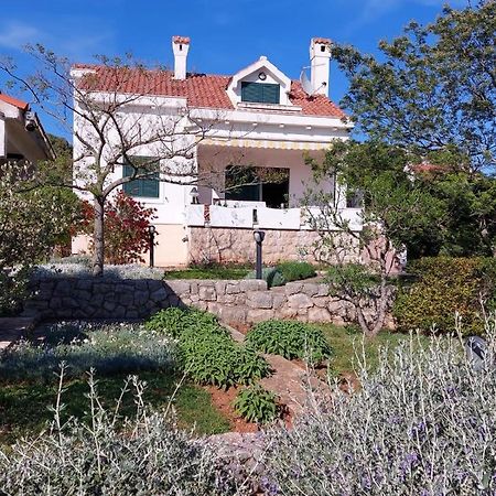 Holiday House "Lea" Lukoran Bagian luar foto